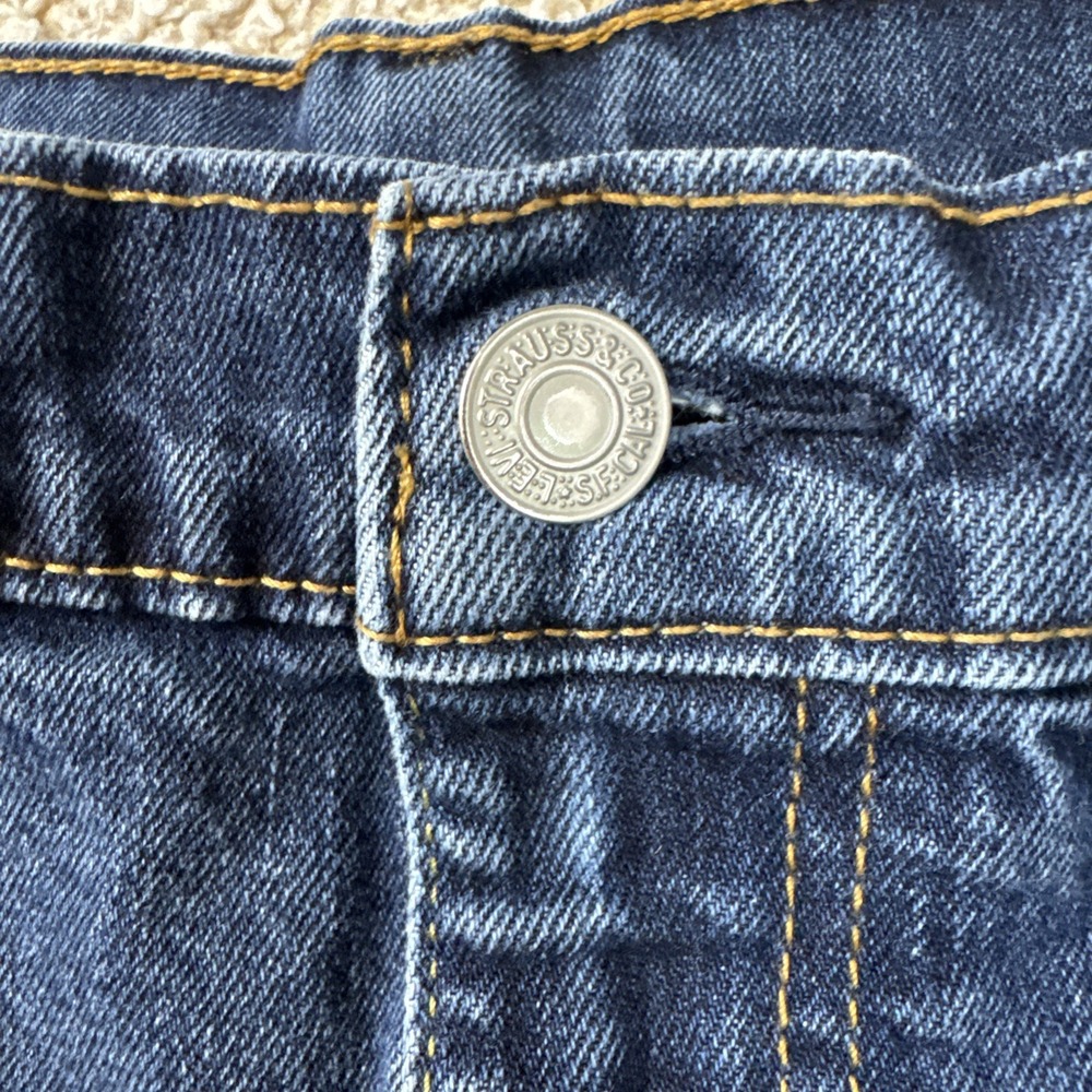 Levi's 505 Jeans Mens 38x30 Blue Regular Straight Medium Wash Mid Rise Denim - Picture 7 of 16